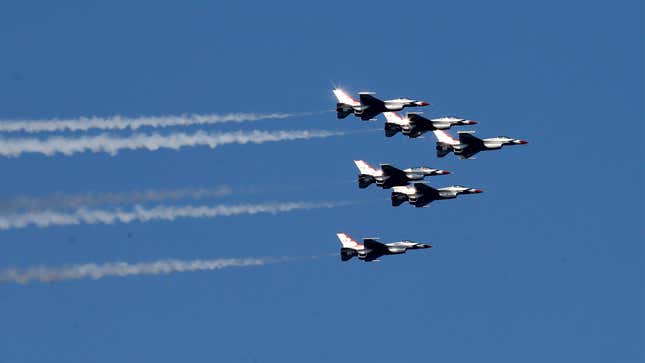 Image for article titled NFL Introduces Touching Flyover Tribute For All Veterans Of Domestic Violence